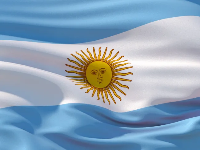 Bandera de Argentina ondeando.